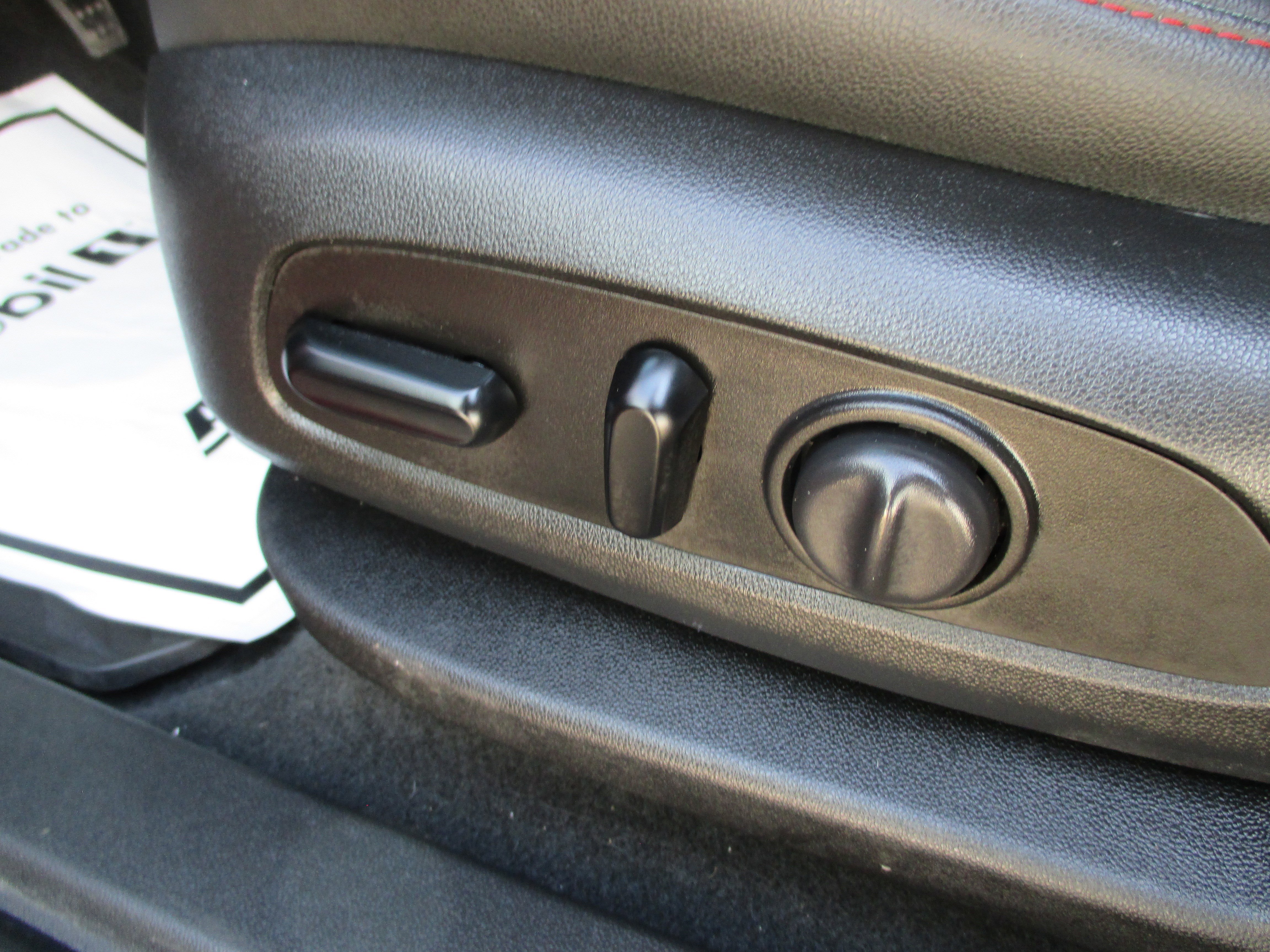 Used 2020 Chevrolet Blazer RS image 16