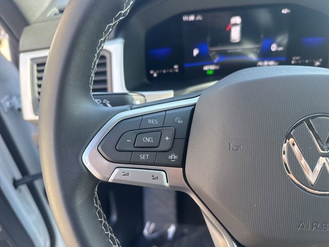 Used 2023 Volkswagen Atlas Cross Sport SE image 17