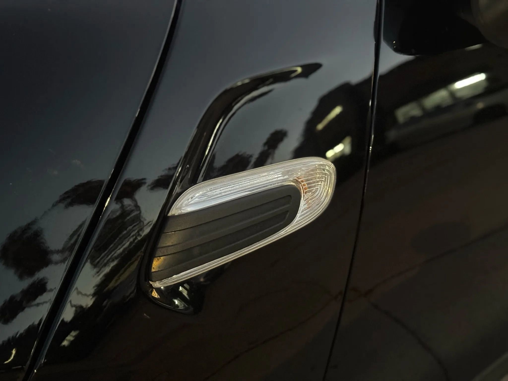 Used 2021 MINI Cooper 2-Door Hardtop w/ Signature Upholstery Package image 20