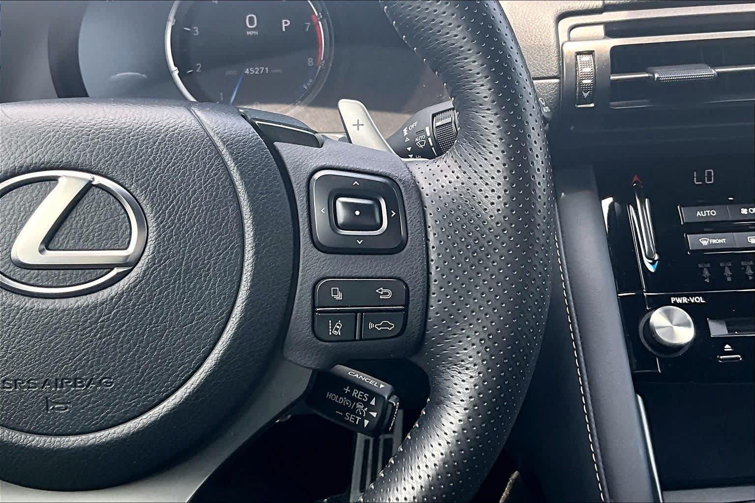 Used 2023 Lexus IS 350 F Sport w/ Memory Package RWD image 25