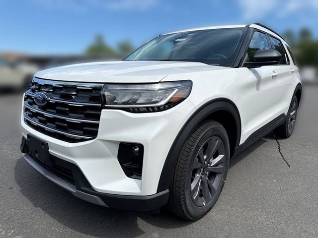 New 2026 Ford Explorer Active w/ Active Comfort Package AWD/4WD image 4