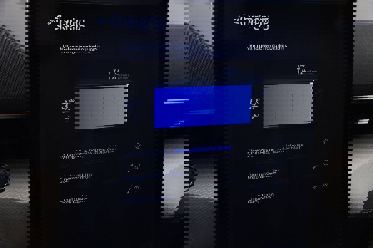 Used 2021 Ford Mustang Mach-E Select w/ Comfort/Appearance Package image 35