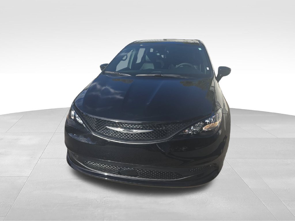 New 2027 Chrysler Pacifica LX FWD image 8