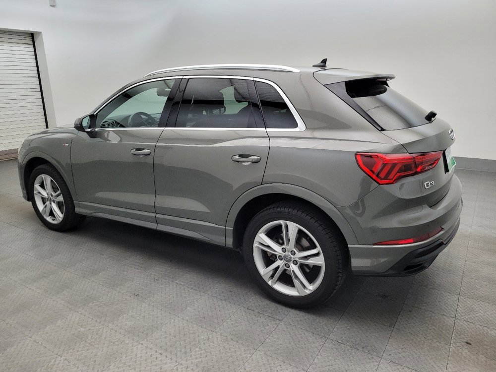 Used 2020 Audi Q3 2.0T Premium Plus w/ Premium Plus Package AWD/4WD image 3