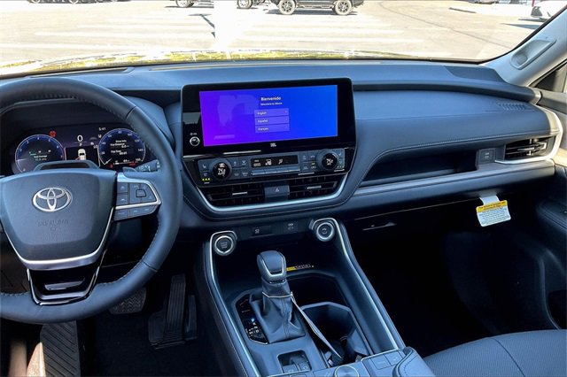 New 2026 Toyota Grand Highlander Platinum image 7