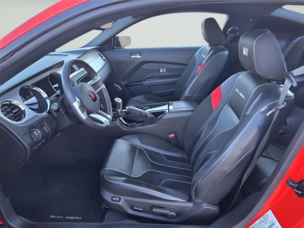 Used 2011 Ford Mustang GT Premium w/ Comfort Pkg image 13