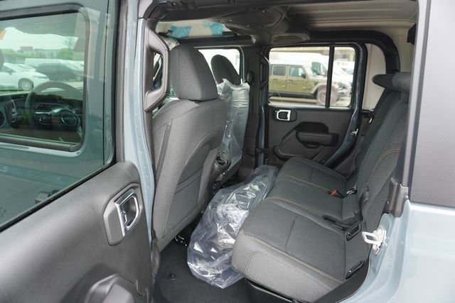 New 2025 Jeep Gladiator Willys image 11