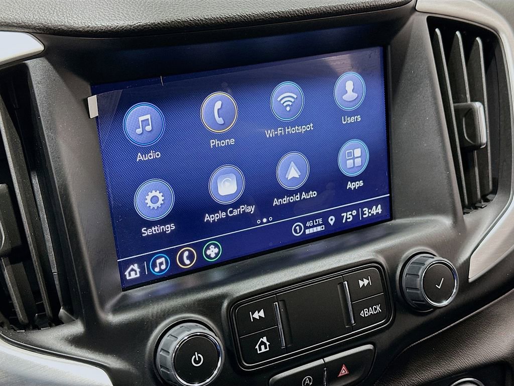 Used 2024 GMC Terrain SLT image 13