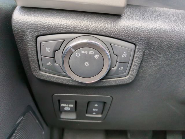 Certified 2019 Ford F150 Lariat w/ Equipment Group 502A Luxury AWD/4WD image 28
