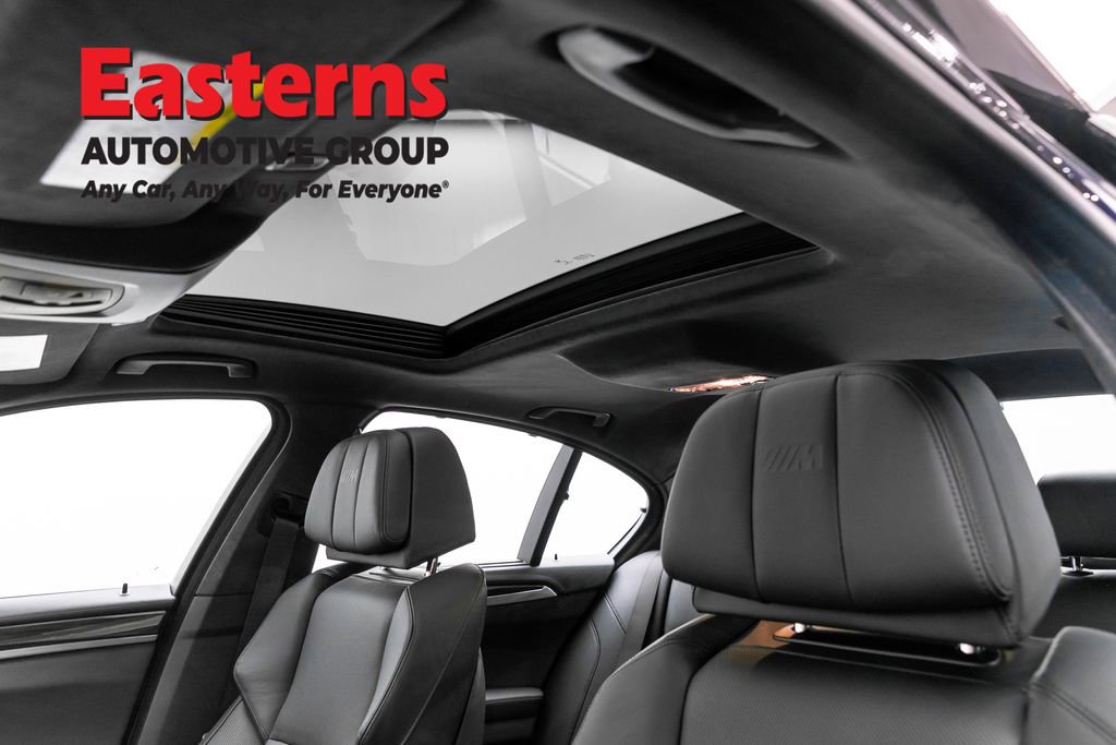 Used 2015 BMW M5 image 64