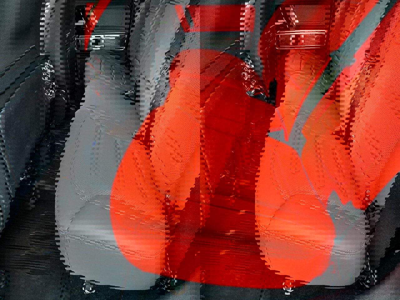 Used 2025 Mercedes-Benz G 550 image 33