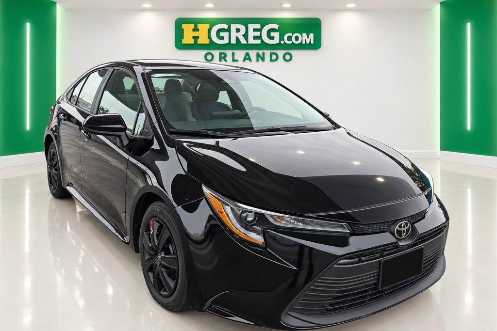 Used 2024 Toyota Corolla LE FWD image 4