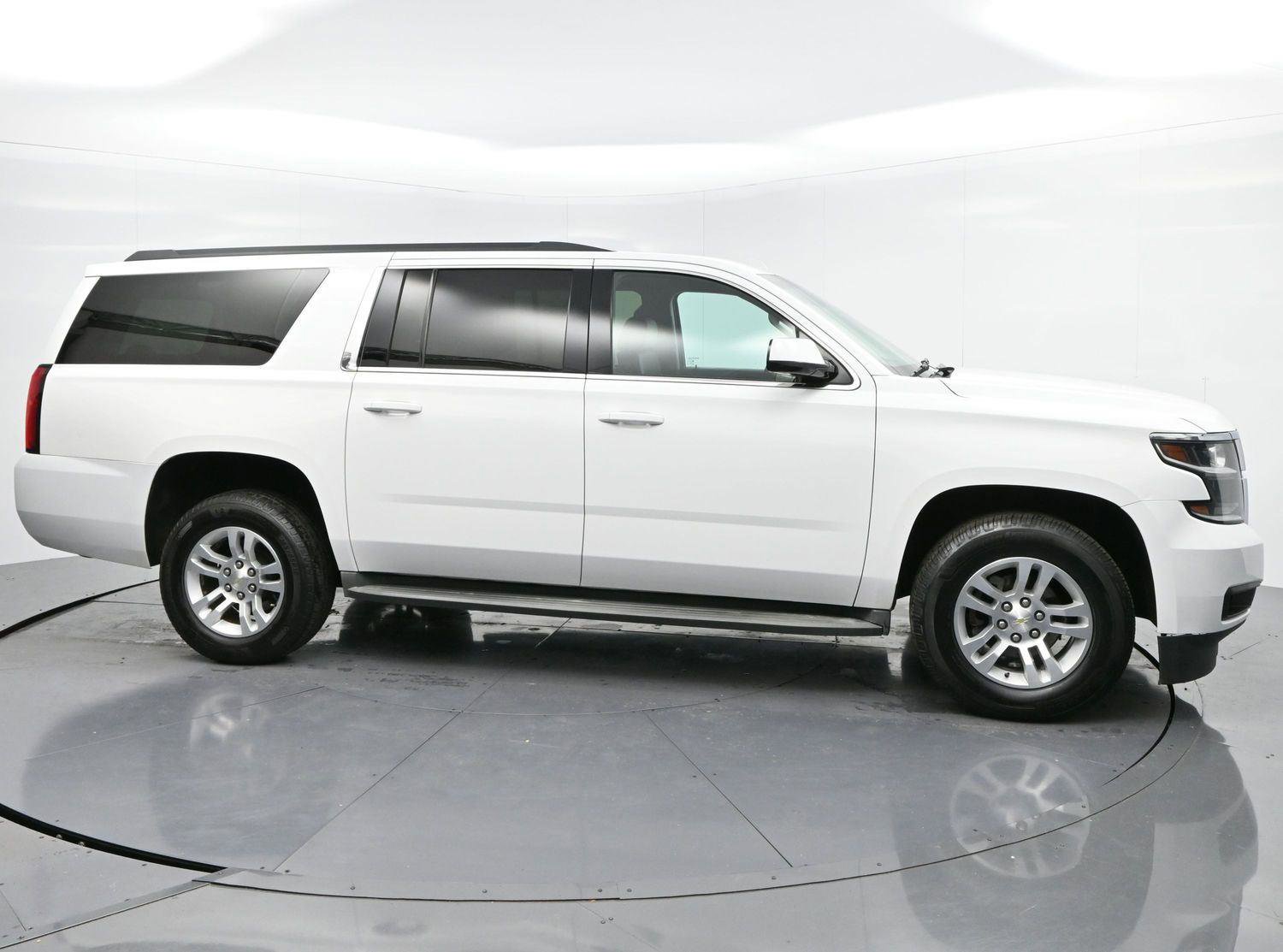 Used 2015 Chevrolet Suburban LT image 7