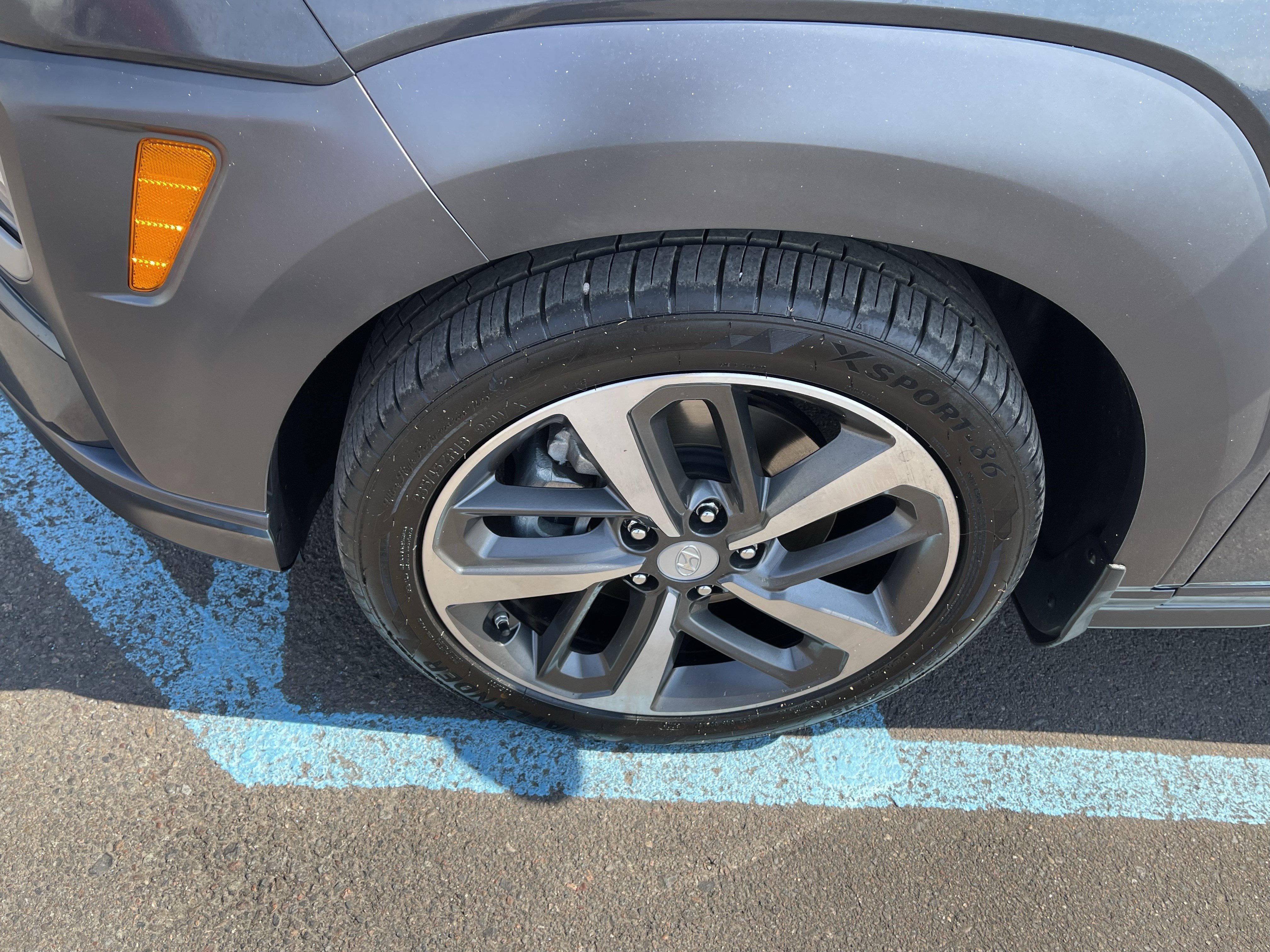 Used 2019 Hyundai Kona Limited FWD image 9