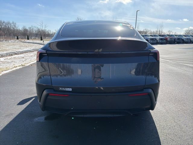 Used 2026 Tesla Model Y Standard image 8