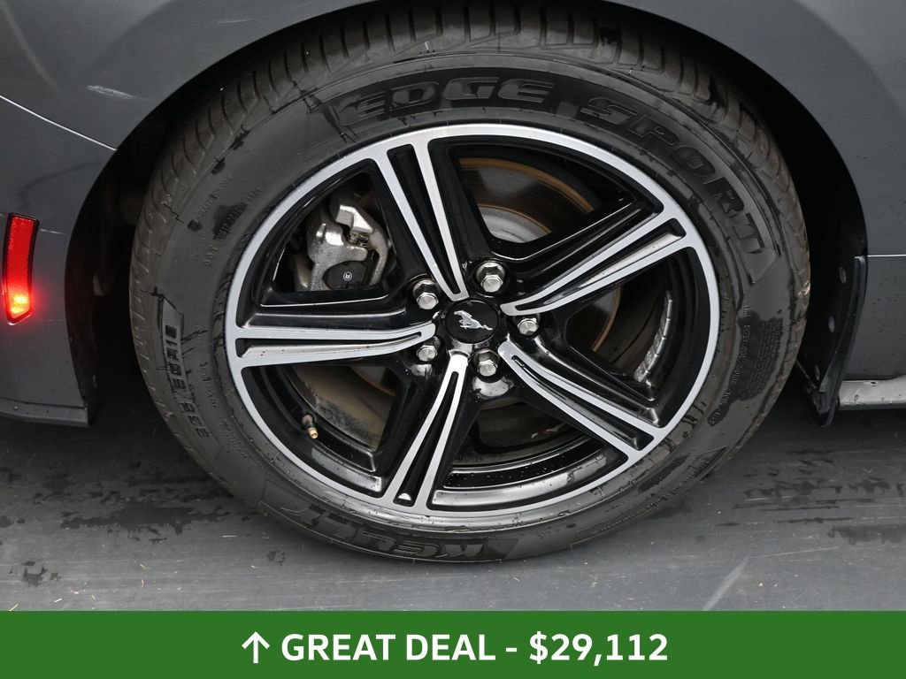 Used 2024 Ford Mustang Premium image 15