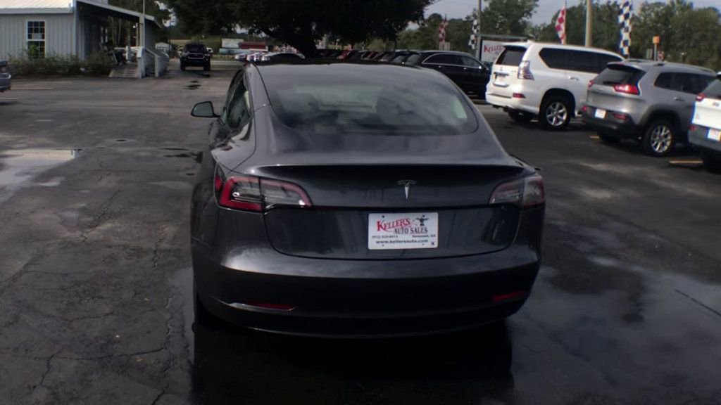 Used 2023 Tesla Model 3 Standard Range image 7