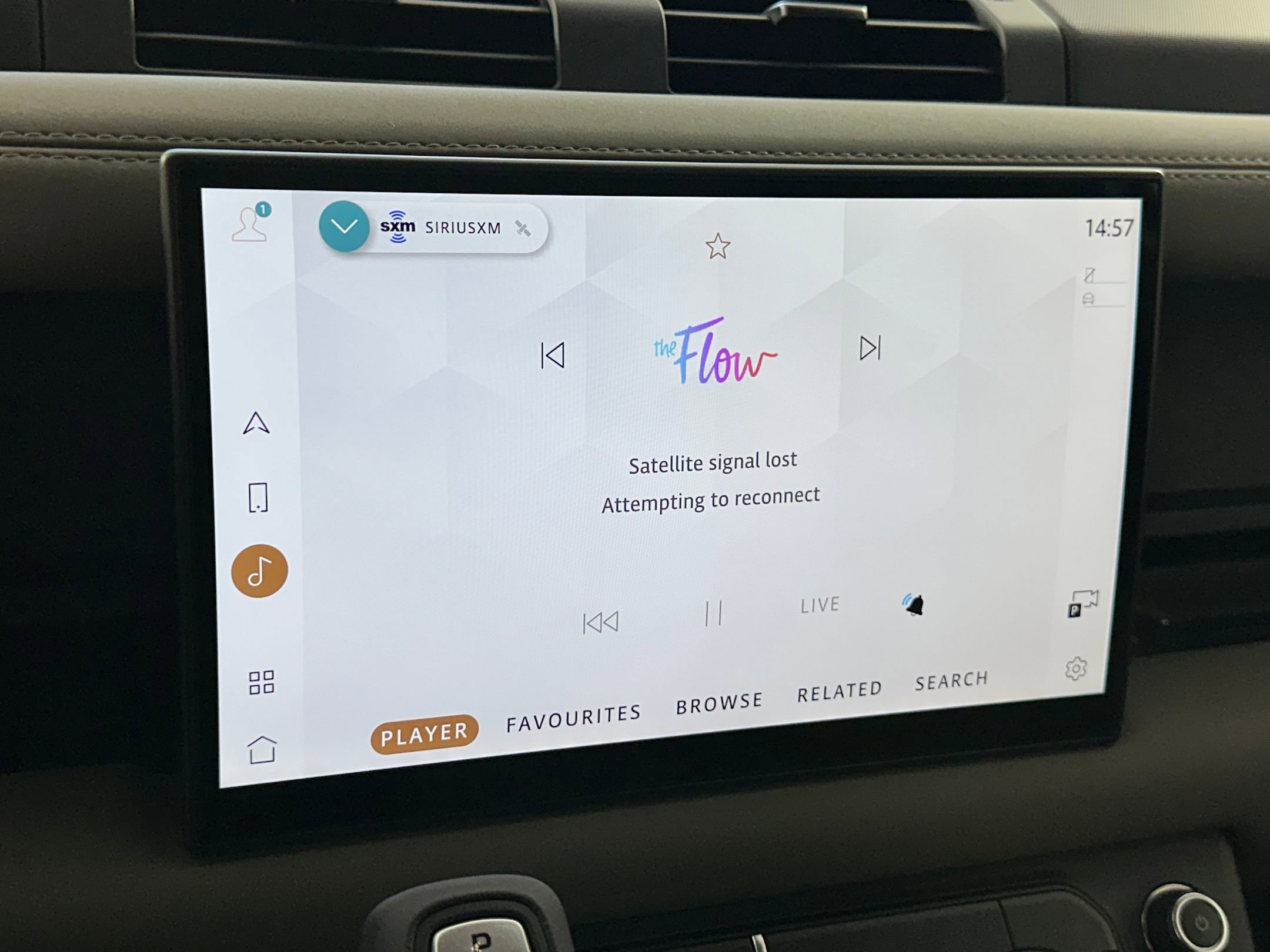 New 2025 Land Rover Defender 110 S image 24