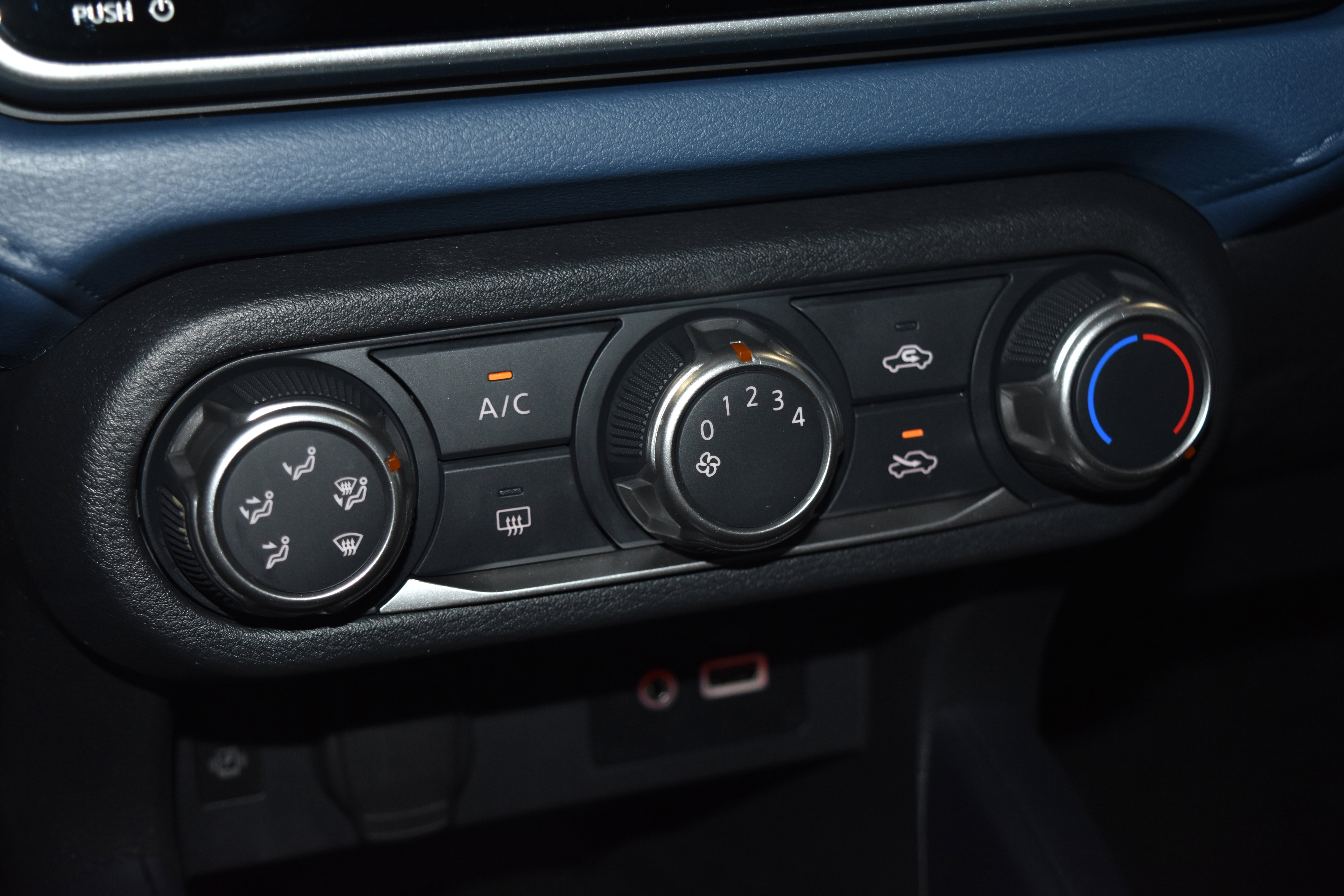 New 2025 Nissan Versa SV w/ Trunk Package image 11