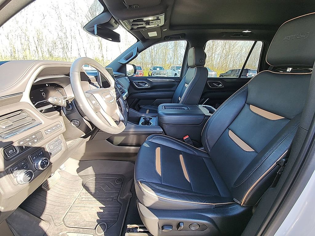 Used 2023 GMC Yukon AT4 w/ AT4 Premium Plus Package image 15