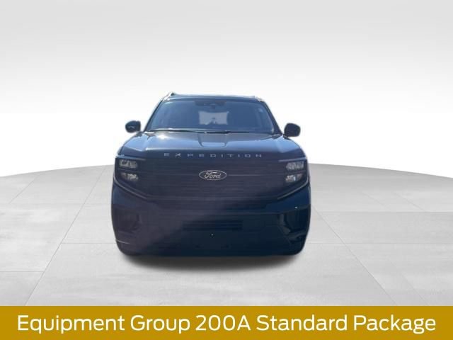 Certified 2025 Ford Expedition Active image 2