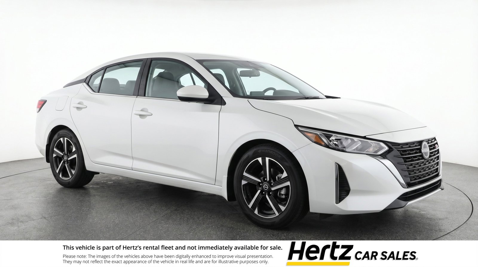 Used 2025 Nissan Sentra SV FWD image 1