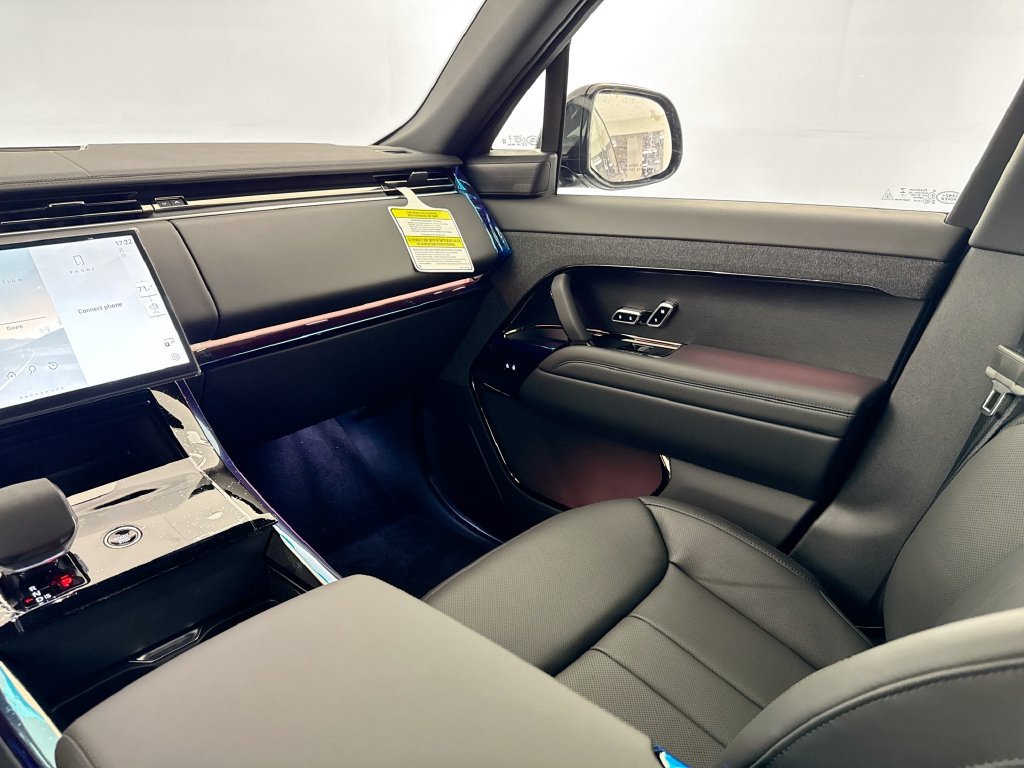 New 2026 Land Rover Range Rover Sport Dynamic SE AWD/4WD image 24