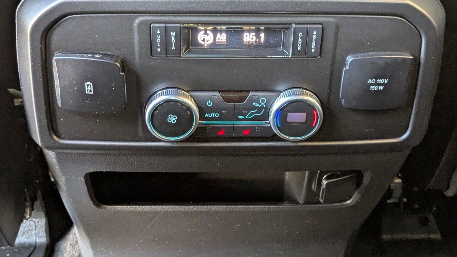 Used 2019 Ford Expedition Limited w/ Equipment Group 301A image 25