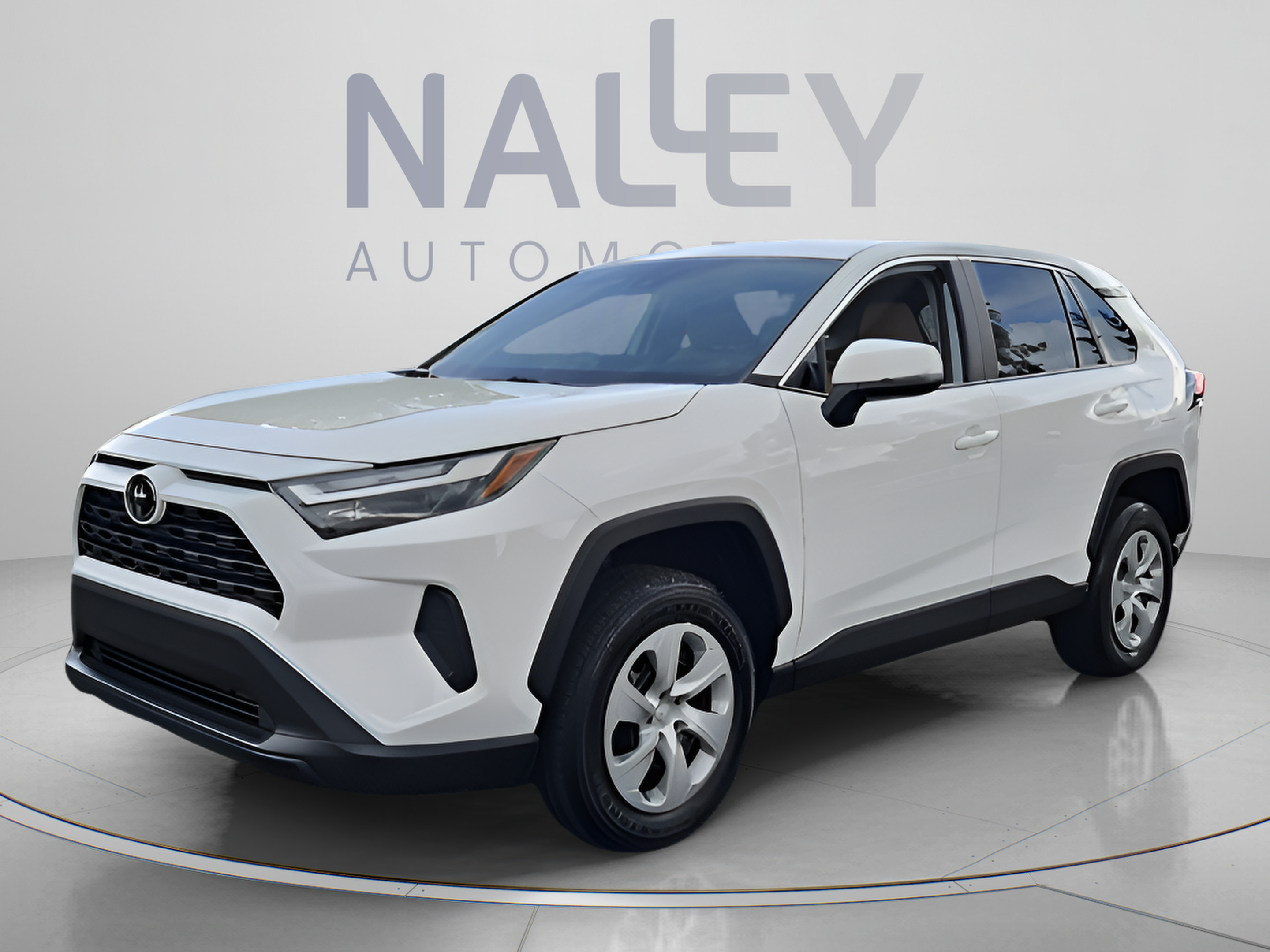 Used 2024 Toyota RAV4 LE FWD image 1