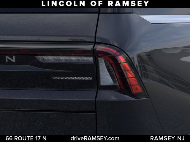 New 2026 Lincoln Navigator L Reserve AWD/4WD image 22