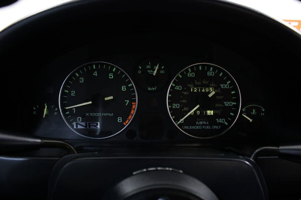 Used 1994 MAZDA MX-5 Miata RWD image 32