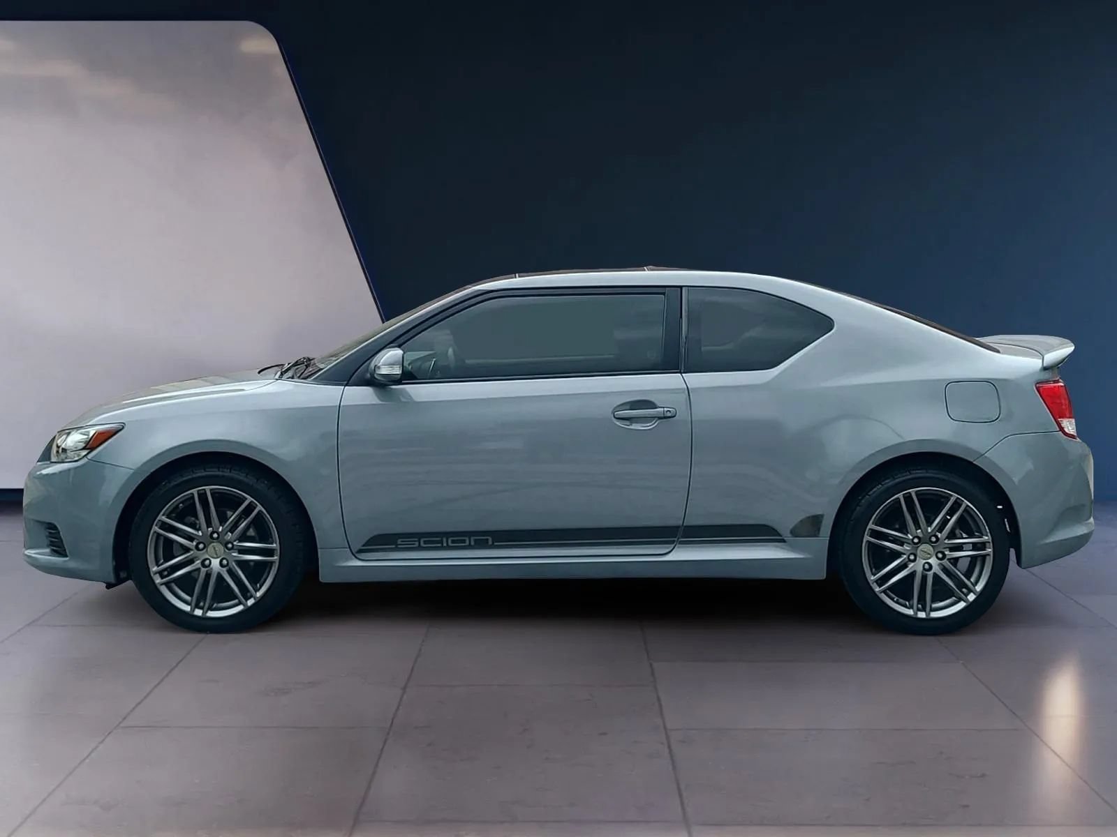 Used 2013 Scion tC FWD image 2