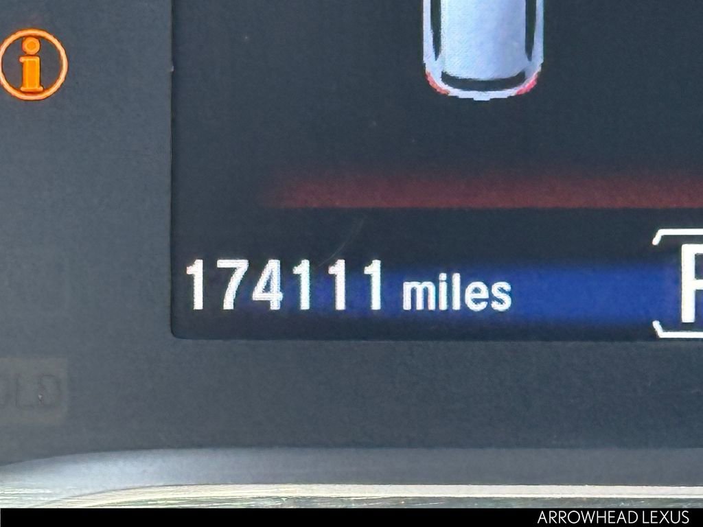 Used 2016 Honda Pilot Touring image 18