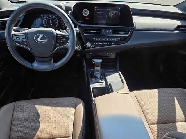 Used 2022 Lexus ES 250 w/ Premium Package AWD/4WD image 18