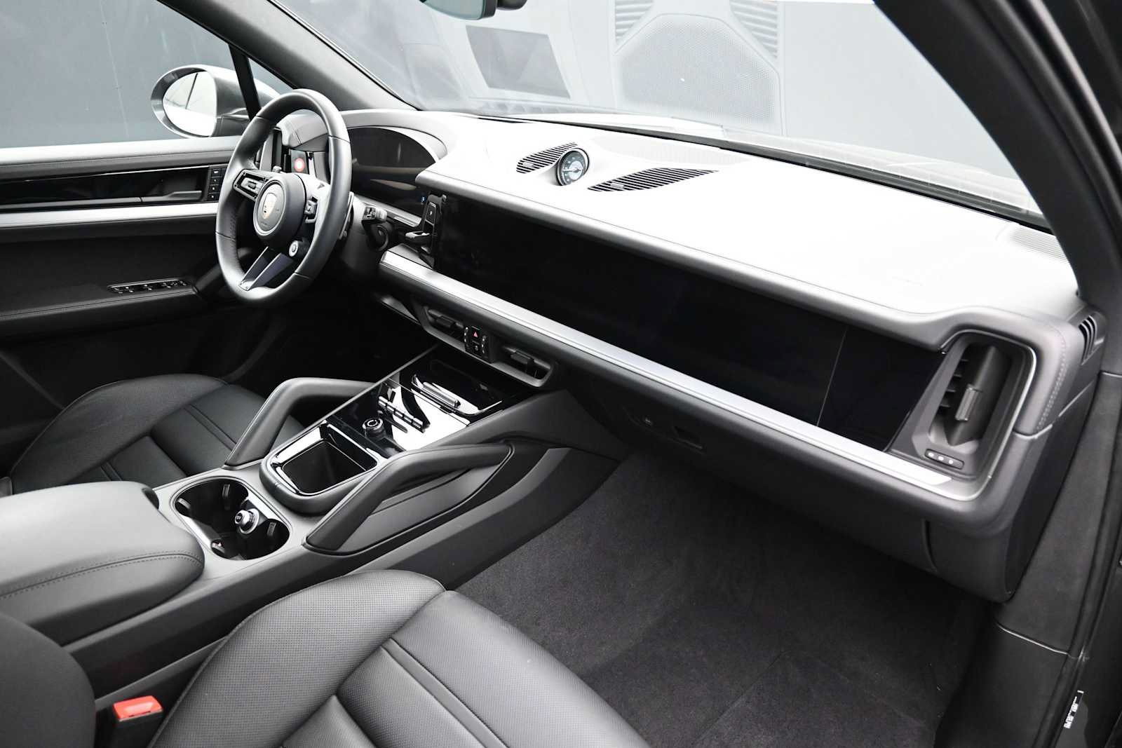 New 2026 Porsche Cayenne S AWD/4WD image 21