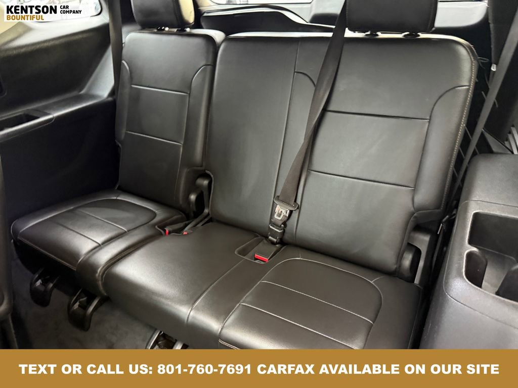 Used 2021 Chevrolet Traverse Premier w/ Redline Edition image 39