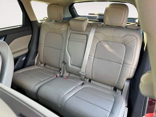 Used 2020 Lincoln Corsair Reserve image 13