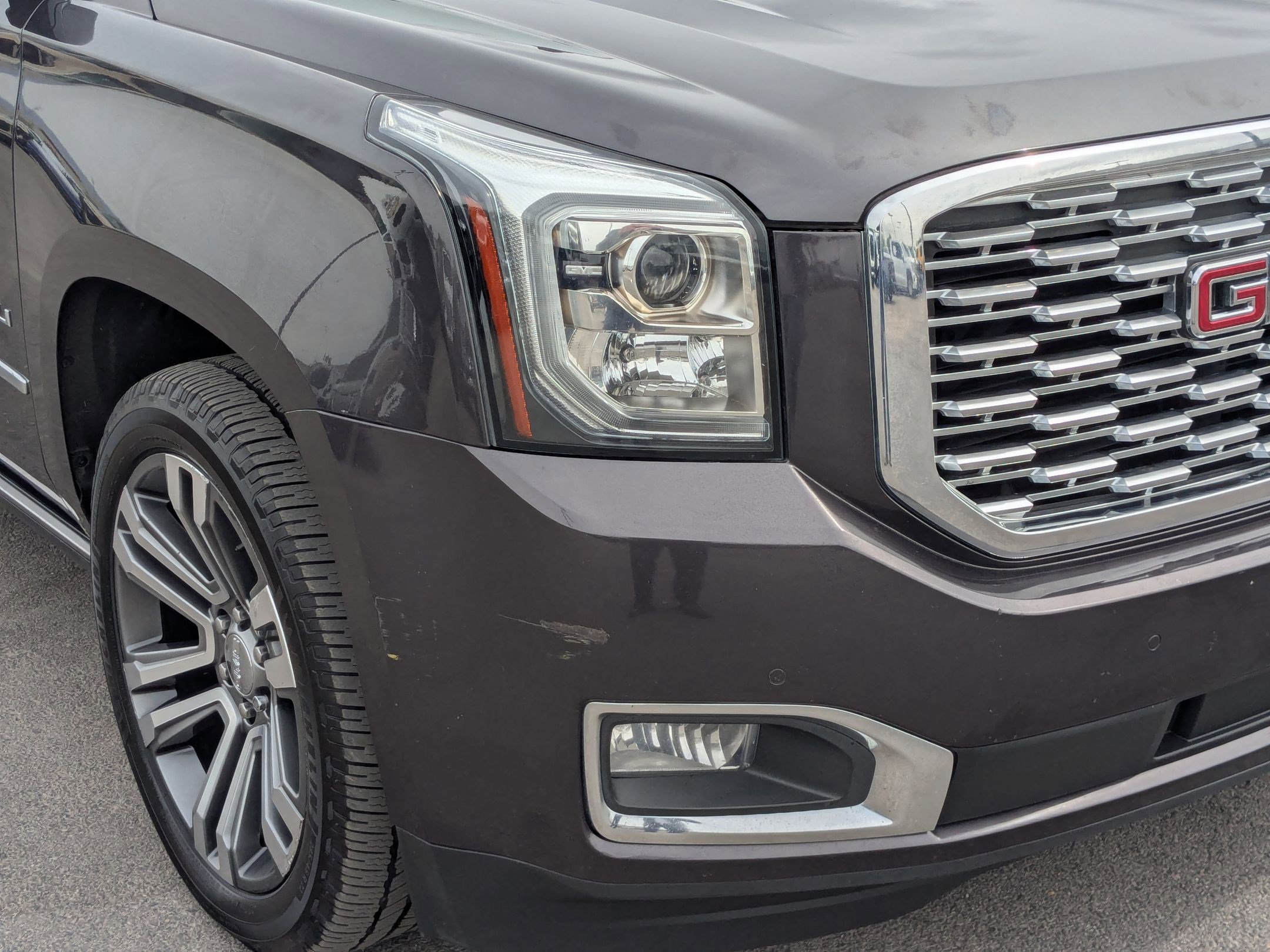 Used 2018 GMC Yukon XL Denali w/ Denali Ultimate Package image 10