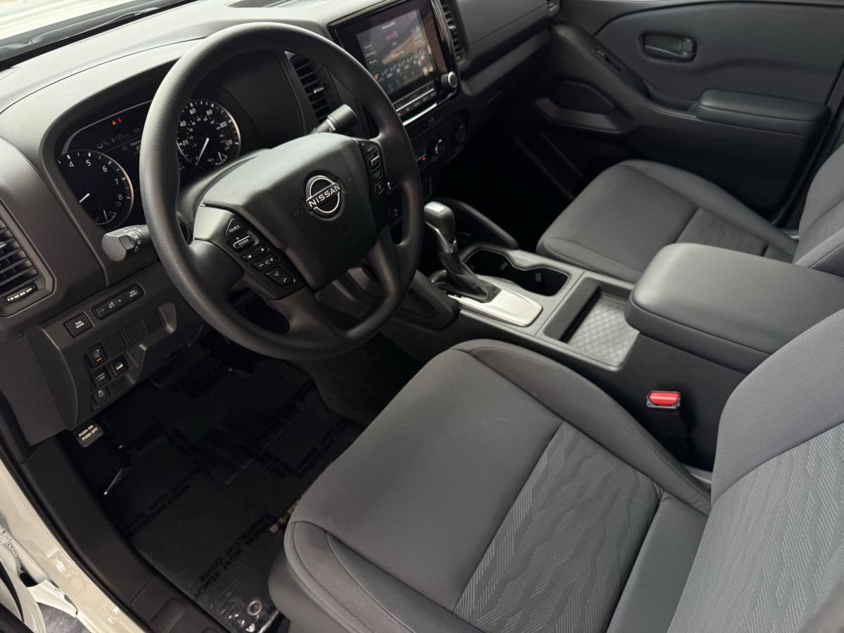 Used 2023 Nissan Frontier S w/ Technology Package AWD/4WD image 15