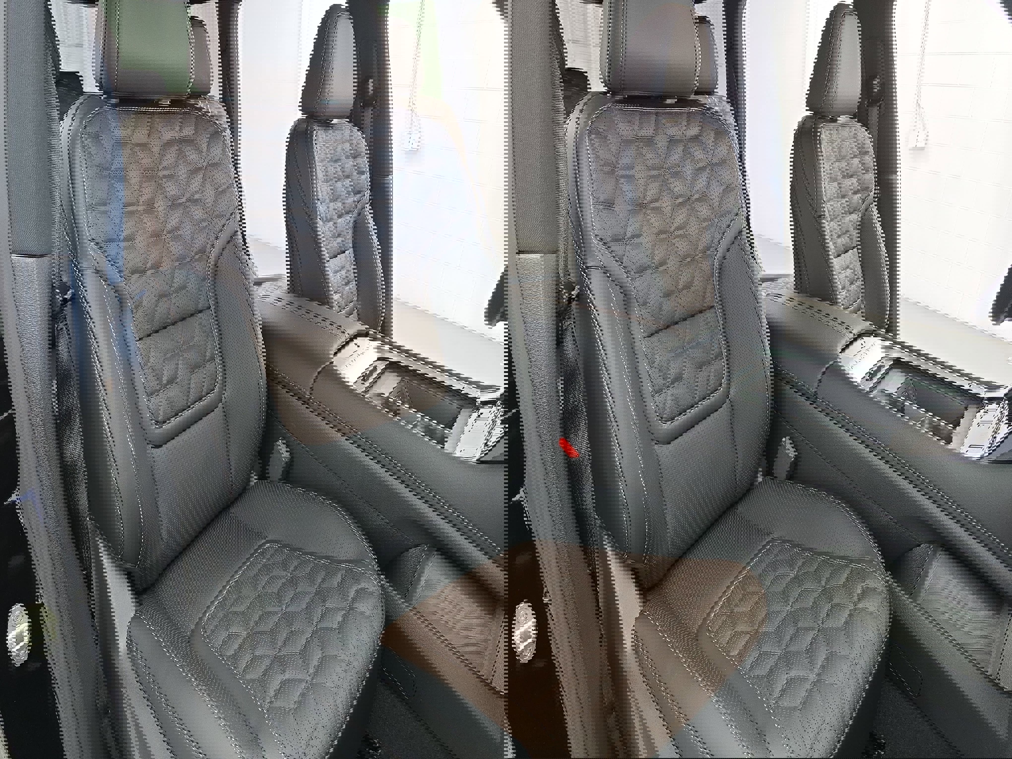 New 2026 Nissan Armada Platinum image 10