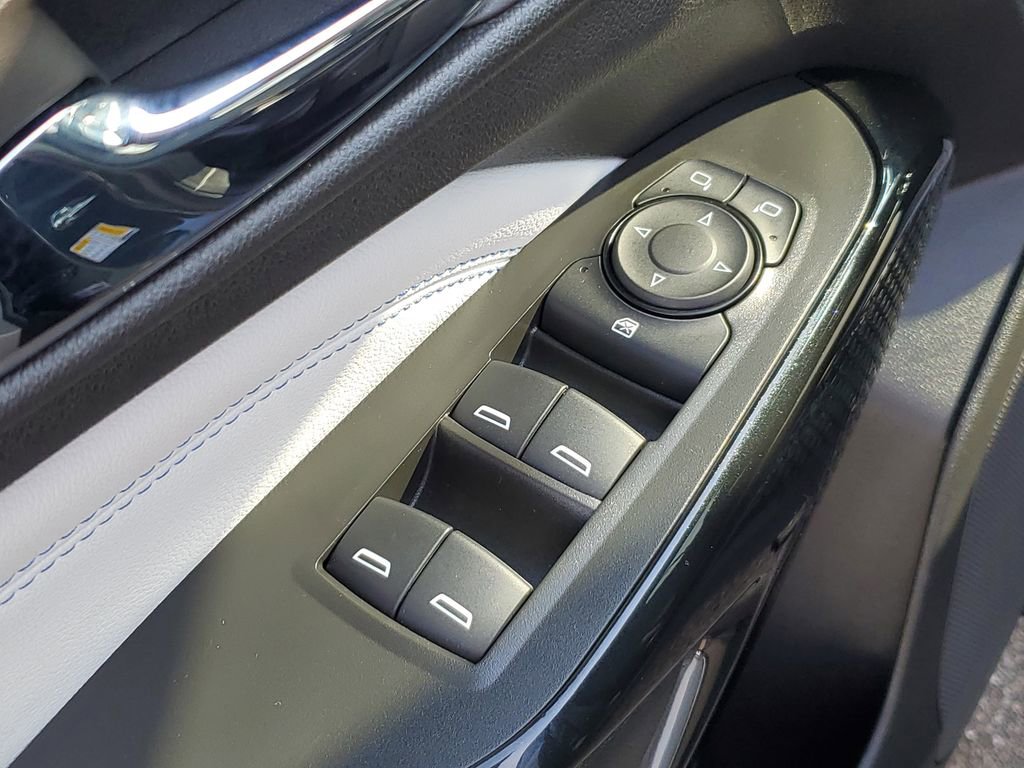 Used 2025 Chevrolet Trax LT w/ LT Convenience Package image 26