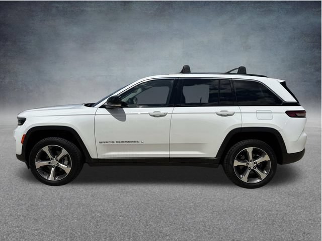 Used 2023 Jeep Grand Cherokee Limited AWD/4WD image 6
