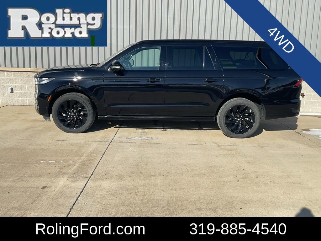 Used 2025 Lincoln Navigator L Reserve w/ Jet Appearance Package image 2