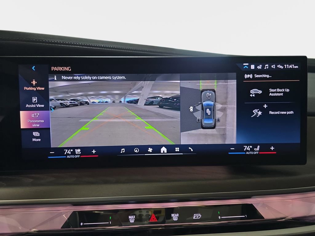Certified 2023 BMW 740i w/ Parking Assistance Package image 24