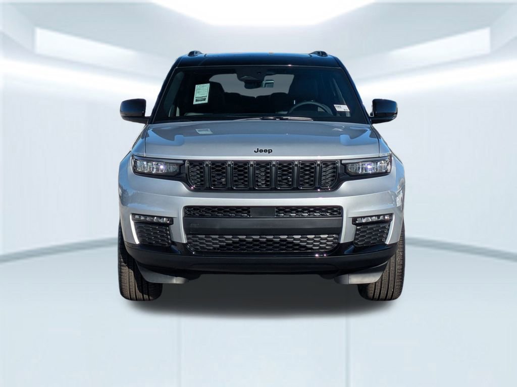 New 2025 Jeep Grand Cherokee L Limited image 11