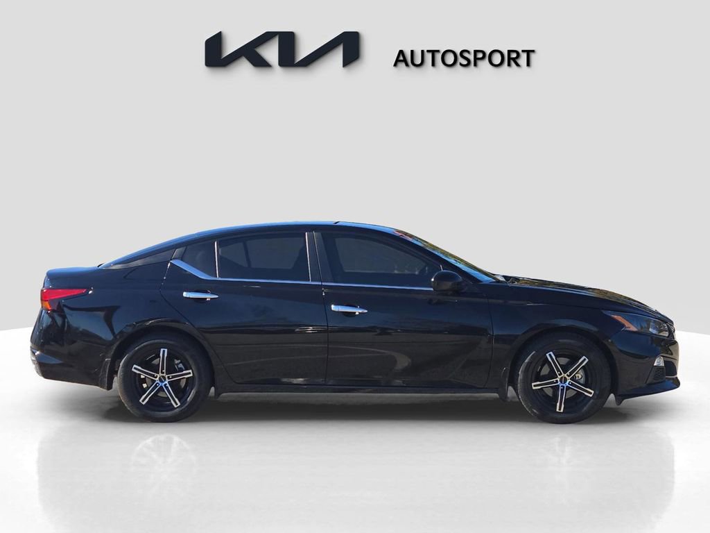 Used 2022 Nissan Altima 2.5 S image 7