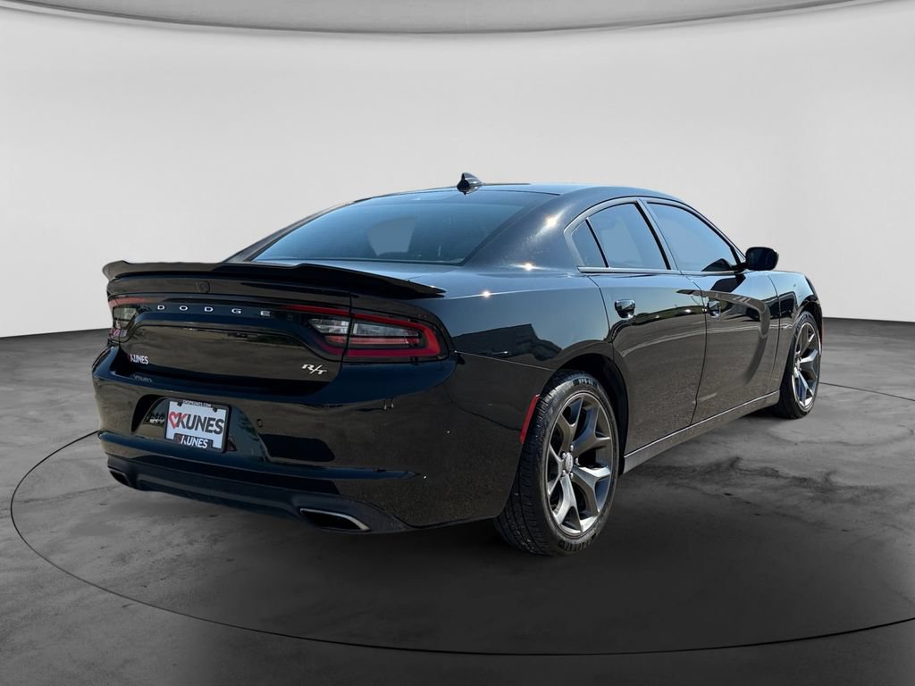Used 2016 Dodge Charger R/T w/ Plus Group RWD image 8