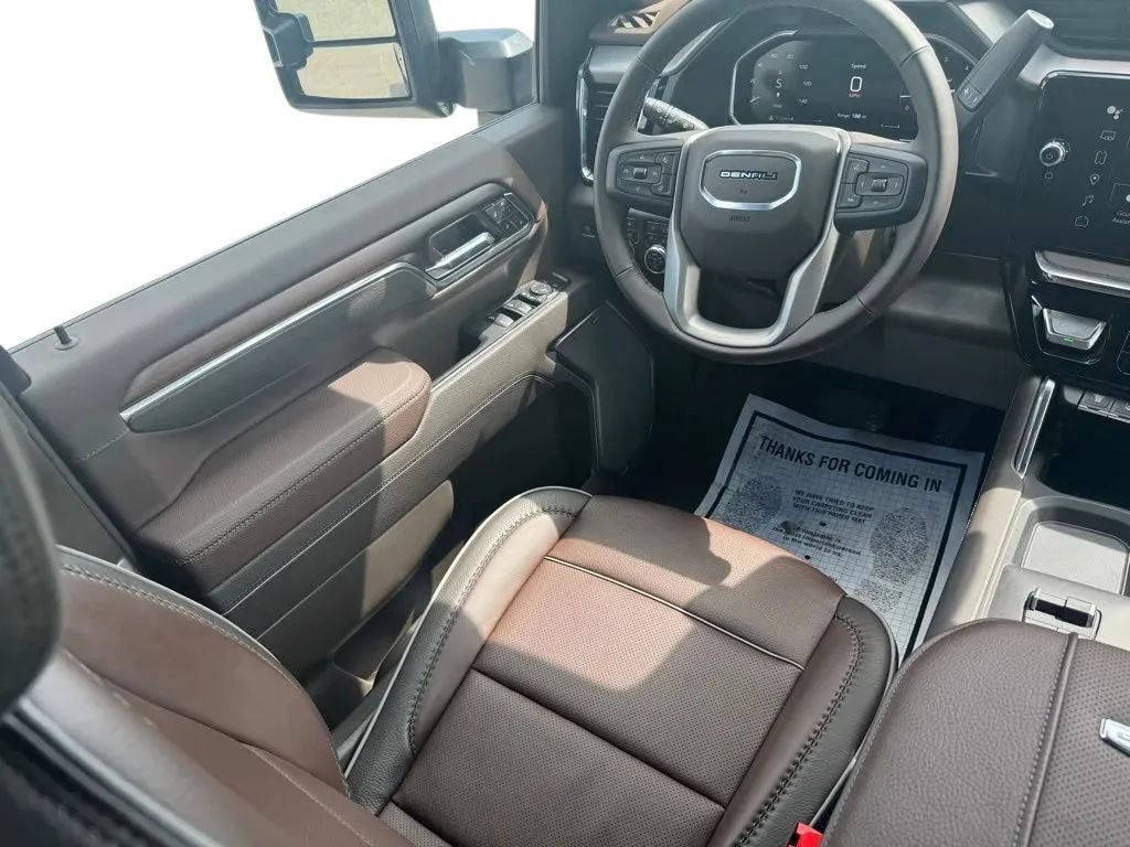 New 2026 GMC Sierra 3500 Denali w/ LPO, Black Badging Package AWD/4WD image 23