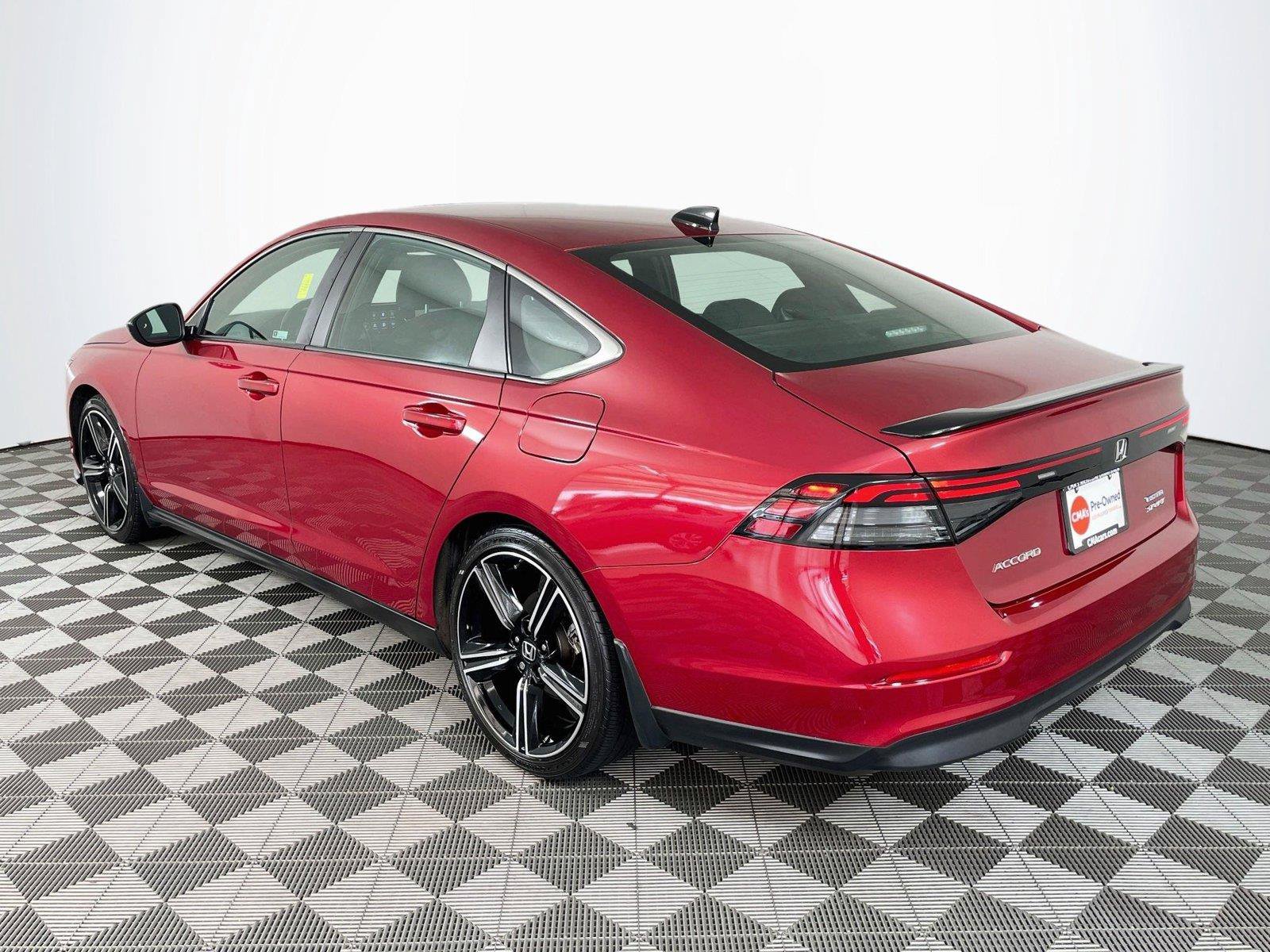 Certified 2025 Honda Accord Sport image 7