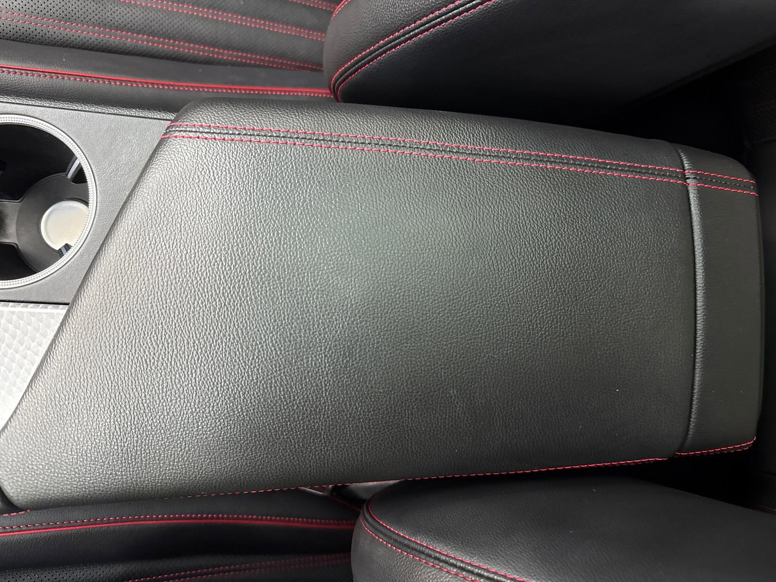 Used 2023 Genesis G70 2.0T w/ Sport Prestige Package image 33